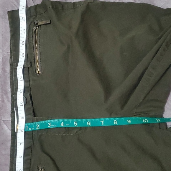 Women's Cropped Pants in Brown - Picture 11 of 12